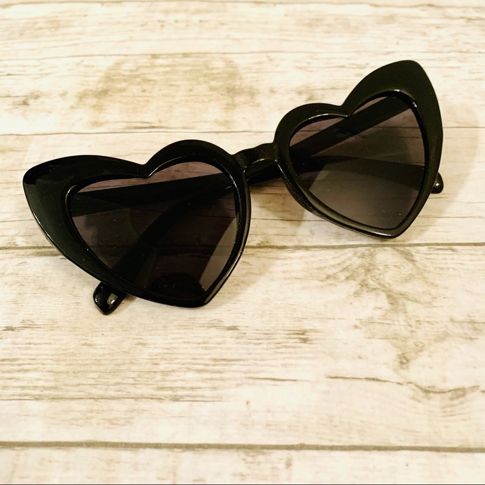 Heart Shaped Sunglasses - Black